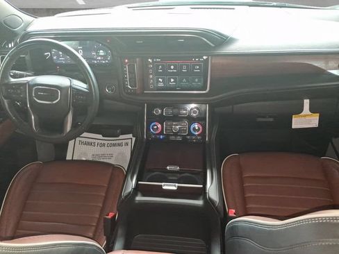 Used 2024 GMC Yukon Denali Ultimate AWD/4WD image 25