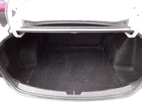 Used 2018 Chevrolet Malibu LT w/ Redline Edition FWD image 19