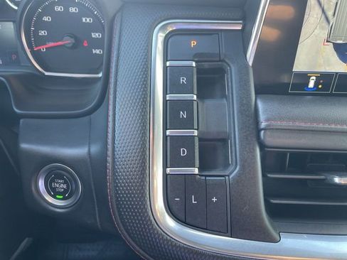 Used 2021 Chevrolet Suburban RST w/ Luxury Package image 15