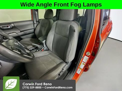 Used 2017 Toyota Tacoma TRD Off-Road w/ Tow Package AWD/4WD image 20