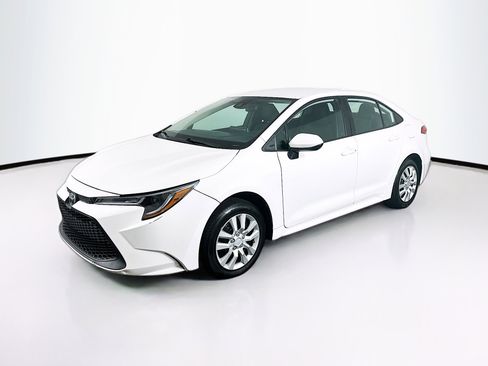 Used 2020 Toyota Corolla LE w/ Carpet Mat Package (TMS) image 3