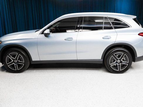 New 2026 Mercedes-Benz GLC 300 image 8