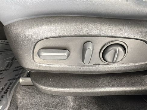 Used 2023 Buick Enclave Essence w/ Experience Buick Package image 11