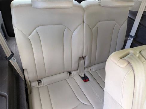 Used 2019 Audi Q7 3.0T Prestige w/ Prestige Package image 18