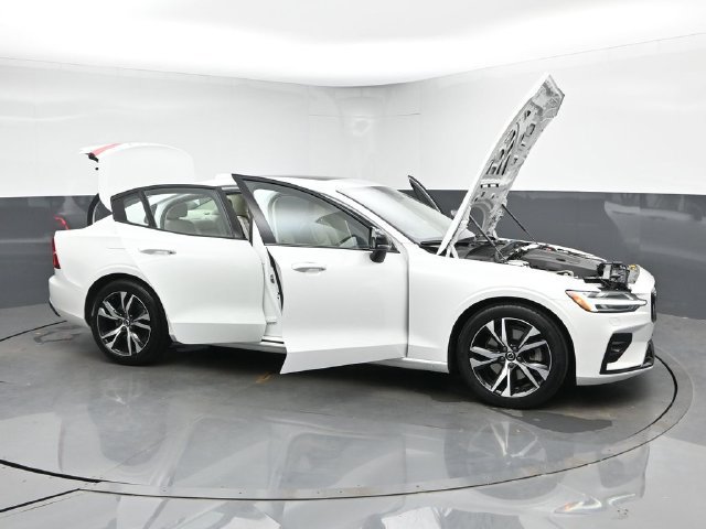 Used 2023 Volvo S60 B5 Core w/ Climate Package FWD image 48