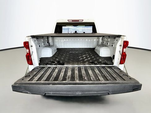 Used 2023 Chevrolet Silverado 1500 LT RWD image 26