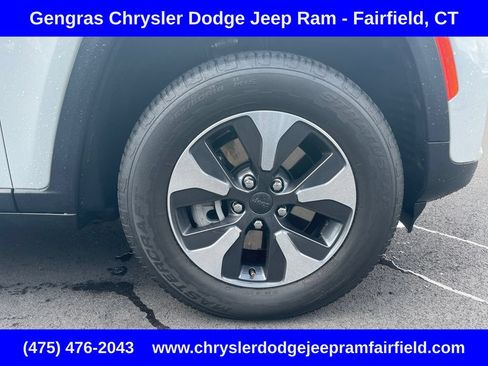 Used 2022 Jeep Grand Cherokee Limited 4xe AWD/4WD image 9