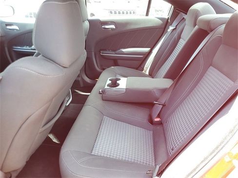 Used 2023 Dodge Charger SXT image 9