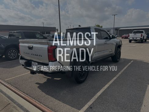 Used 2024 Toyota Tacoma PreRunner w/ TRD Prerunner Upgrade Package RWD image 3