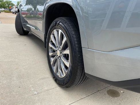 Used 2023 Chevrolet Traverse Premier w/ LPO, Floor Liner Package AWD/4WD image 20