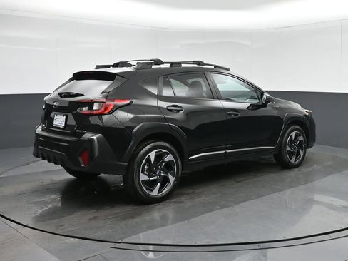Used 2024 Subaru Crosstrek 2.5i Limited w/ Crosstrek Mirror Package AWD/4WD image 7