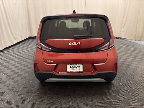 Certified 2023 Kia Soul LX image 6