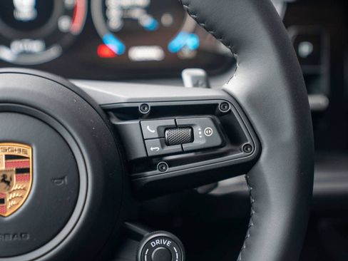 New 2026 Porsche Cayenne GTS AWD/4WD image 15