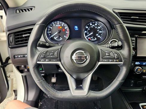 Used 2017 Nissan Rogue SL w/ SL Premium Package AWD/4WD image 14
