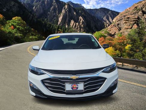 Used 2025 Chevrolet Malibu LT FWD image 6