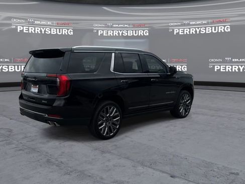 Used 2025 GMC Yukon Denali Ultimate w/ LPO, Floor Liner Package AWD/4WD image 8