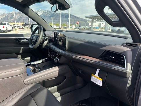 New 2026 Chevrolet Tahoe LT w/ Comfort Package AWD/4WD image 19