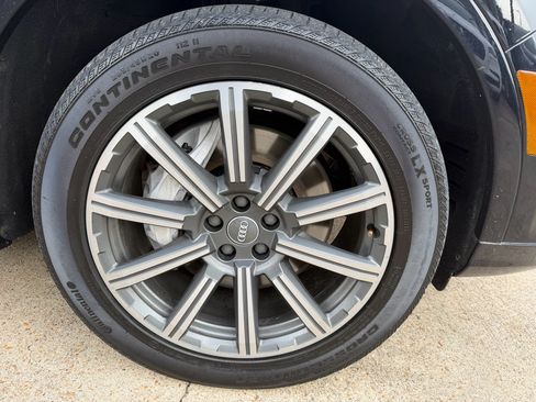Used 2017 Audi Q7 3.0T Premium Plus AWD/4WD image 11