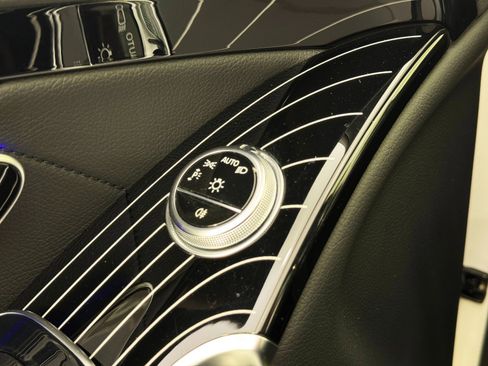 Used 2022 Mercedes-Benz S 500 4MATIC image 19