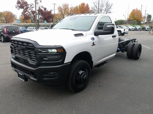 New 2026 RAM 3500 Tradesman image 4