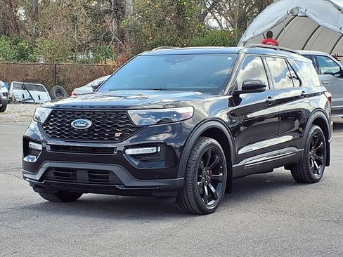 Used 2021 Ford Explorer ST w/ Equipment Group 401A image 3