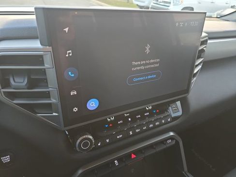 Used 2025 Toyota Tundra Limited image 19