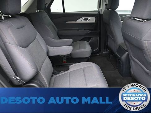 Certified 2025 Ford Explorer Active AWD/4WD image 14