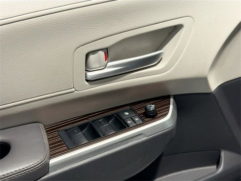 Certified 2024 Toyota Sienna XLE image 14