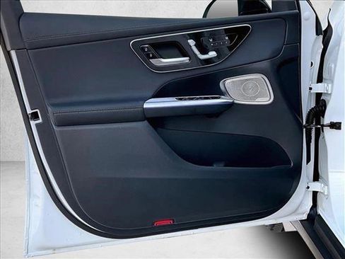 New 2026 Mercedes-Benz GLC 300 image 26