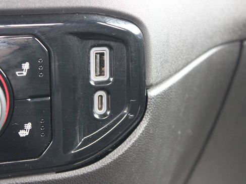 Used 2022 Chevrolet Silverado 1500 LT w/ Safety Package AWD/4WD image 49