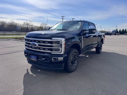 Certified 2024 Ford F250 Platinum w/ FX4 Off-Road Package AWD/4WD image 2