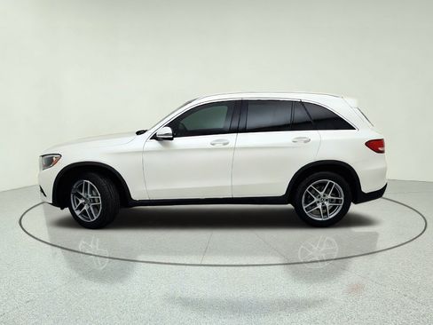 Used 2017 Mercedes-Benz GLC 300 4MATIC image 14