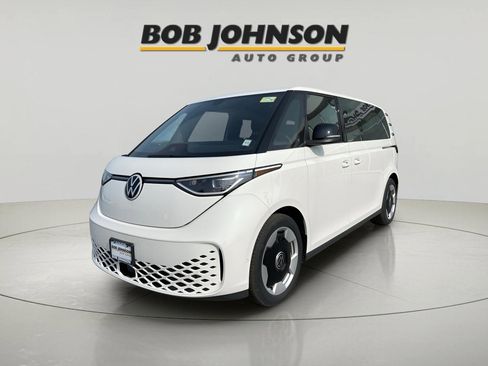 New 2025 Volkswagen ID. Buzz Pro S image 3