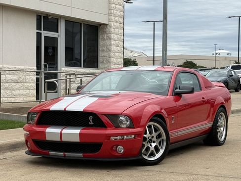 Used 2007 Ford Mustang Shelby GT500 RWD image 2