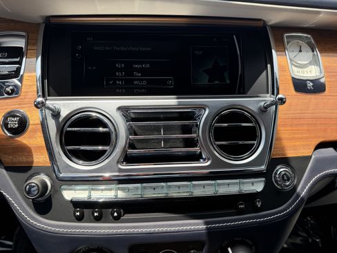 Used 2019 Rolls-Royce Ghost RWD image 26