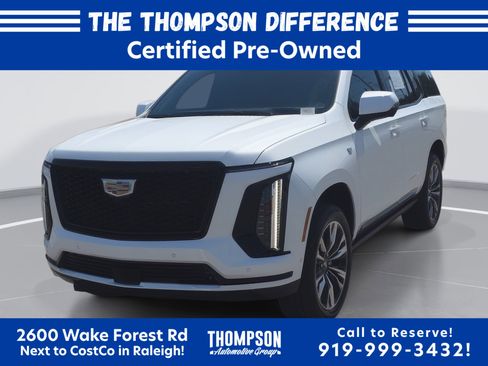 Used 2025 Cadillac Escalade Sport Platinum w/ LPO, Floor Liner Package AWD/4WD image 7
