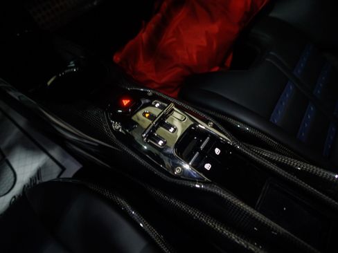 Used 2022 Ferrari SF90 Stradale AWD/4WD image 84