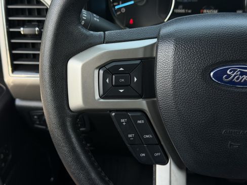 Used 2020 Ford F150 Lariat AWD/4WD image 18