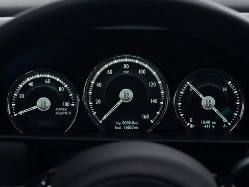 Certified 2022 Rolls-Royce Cullinan AWD/4WD image 37