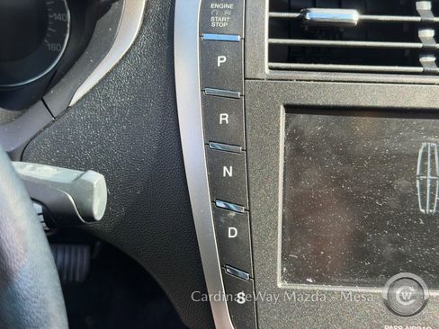 Used 2016 Lincoln MKZ image 13