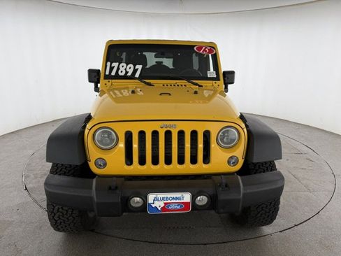 Used 2015 Jeep Wrangler Unlimited Sport w/ Max Tow Package AWD/4WD image 2