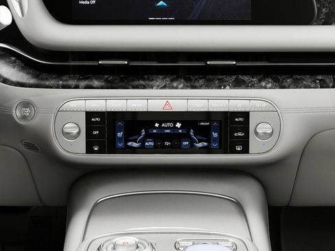 New 2026 Genesis G90 3.5T AWD/4WD image 15
