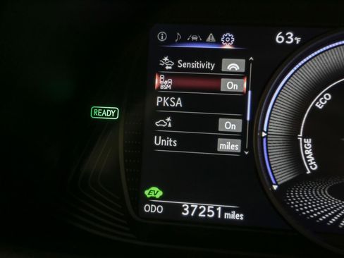 Used 2021 Lexus UX 250h w/ Premium Package image 42