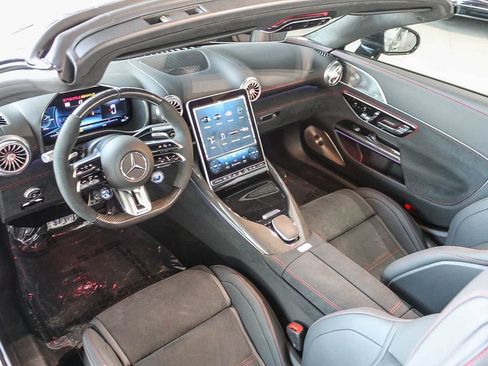 New 2024 Mercedes-Benz SL 63 AMG 4MATIC image 11