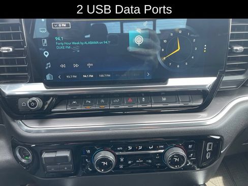 Used 2025 Chevrolet Silverado 1500 High Country AWD/4WD image 17