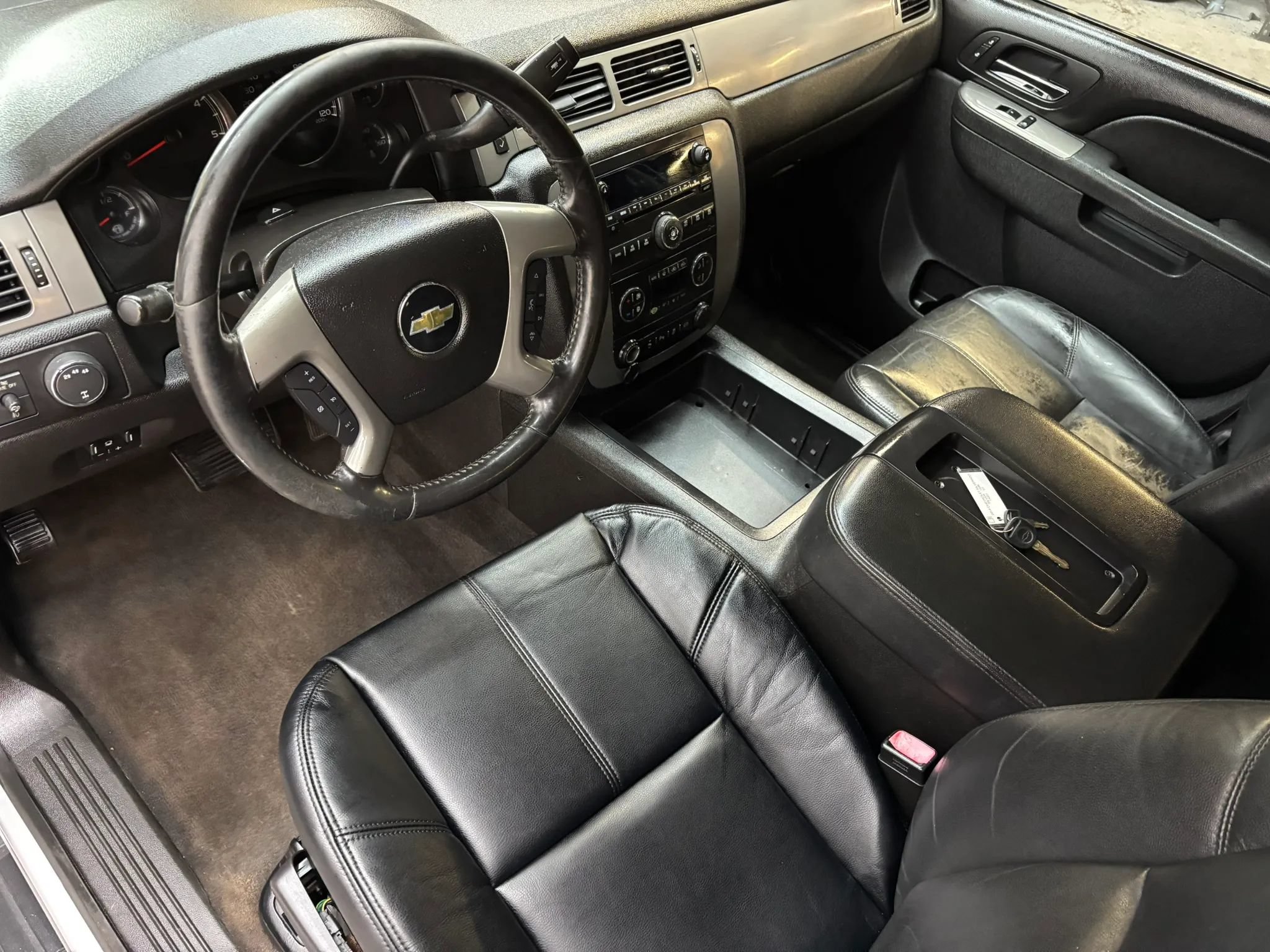 Used 2014 Chevrolet Silverado 3500 LTZ w/ LTZ Plus Package AWD/4WD image 14