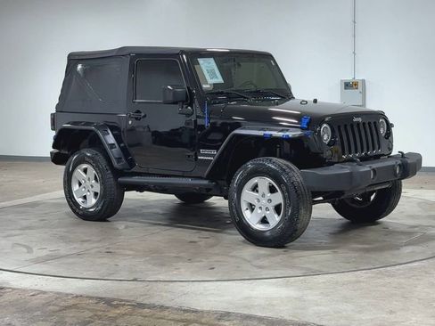 Used 2016 Jeep Wrangler Sport image 2