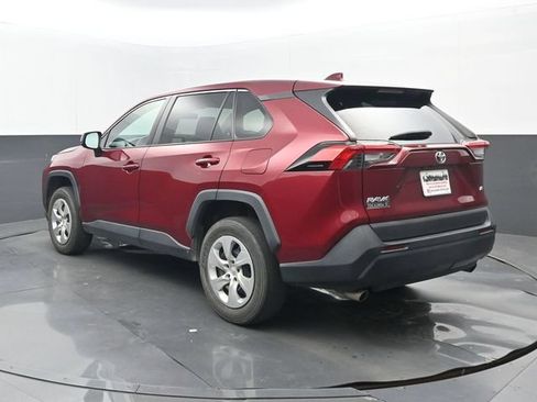 Used 2023 Toyota RAV4 LE FWD image 3
