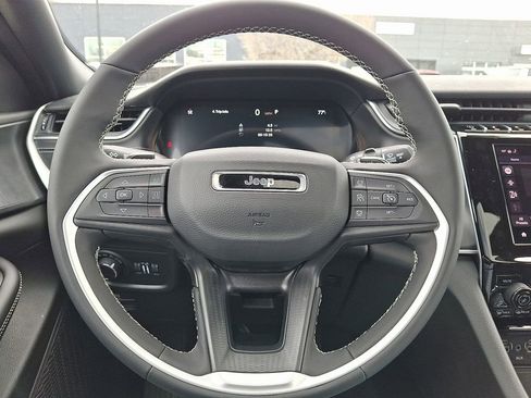 New 2026 Jeep Grand Cherokee Laredo X image 9