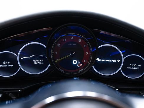 Used 2019 Porsche Panamera 4 AWD/4WD image 13